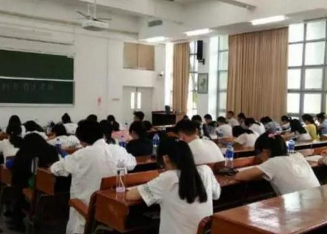 中考迎“大改变”,未来将有50%学生无缘高中,考生压力更大了