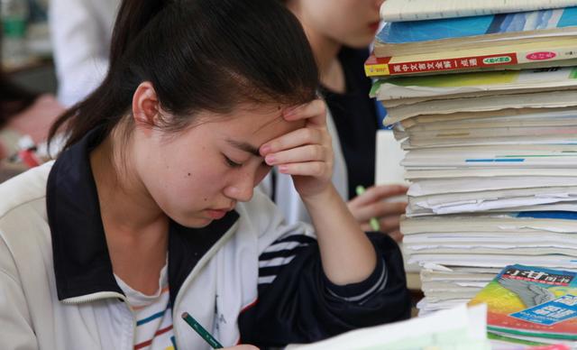 中考迎来“新变化”,近一半的初中生将无缘高中,学生更难了