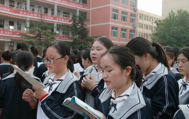 中考迎来“新变化”,近一半的初中生将无缘高中,学生更难了