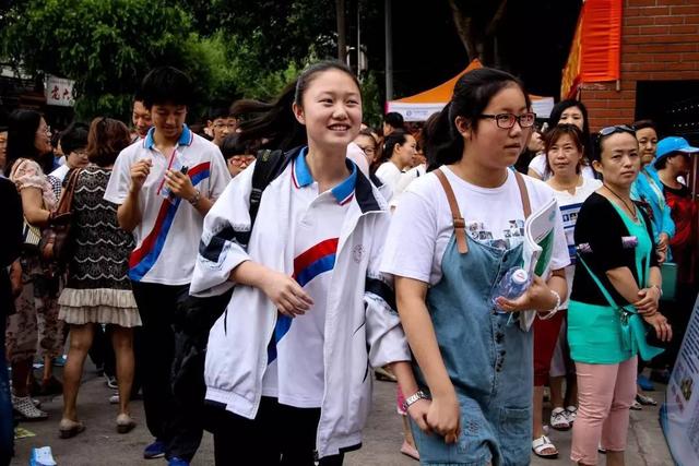 中考比高考还“难”,淘汰率超过高考,初中生应该如何备战中考?