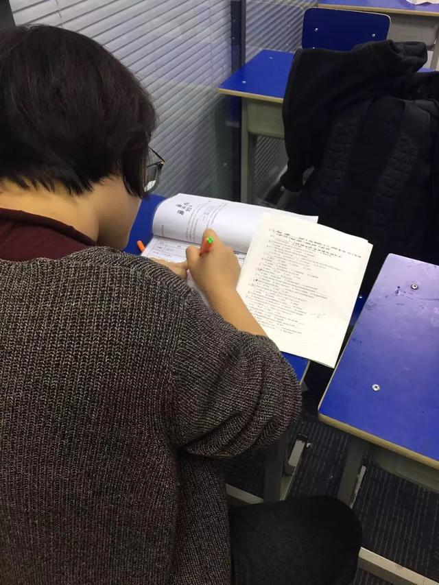 走进中考目标班晚托管,全程体验名师课后辅导