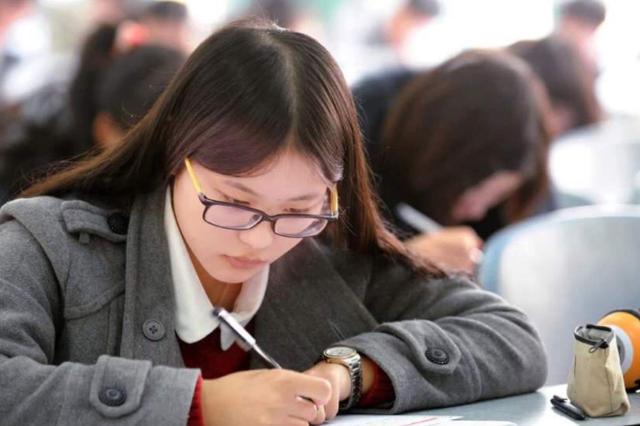 考研迎来“坏消息”?关于研究生的新变化,以后还要参加考研吗?