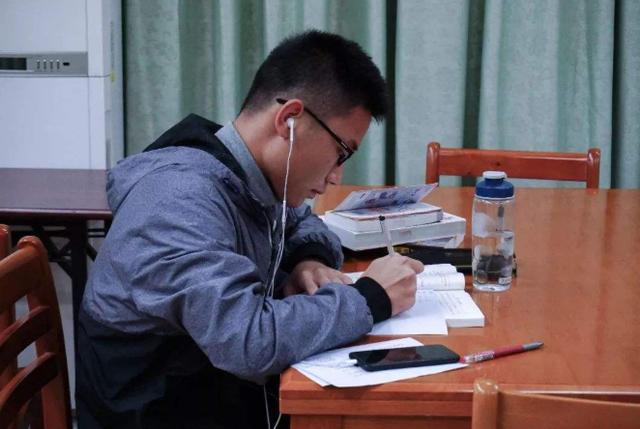 教育部发布新通知,考研迎来2个坏消息,考生们要注意了