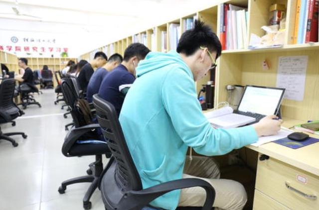 教育部发布新通知,考研迎来2个坏消息,考生们要注意了