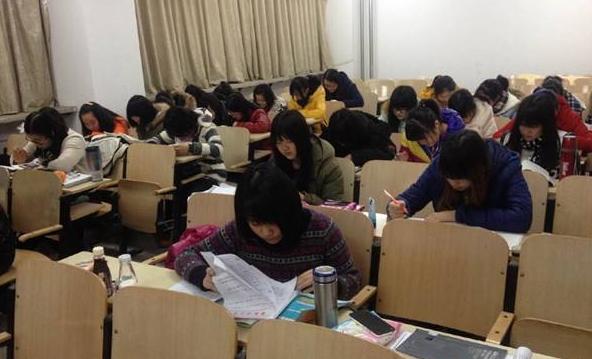 教育部发布新通知,考研迎来2个坏消息,考生们要注意了