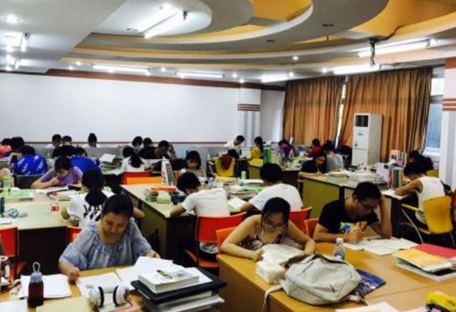考研具体流程是怎样的?要不要大二就开始准备?这里给你解答