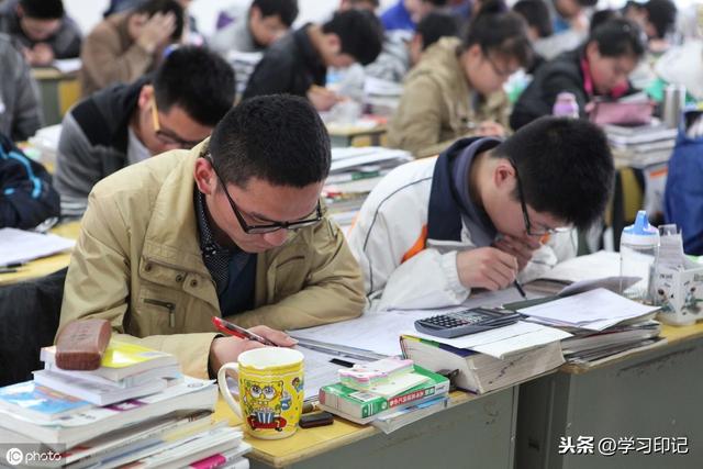 高考发挥失常,到底要不要复读,看看你适合选择复读吗?