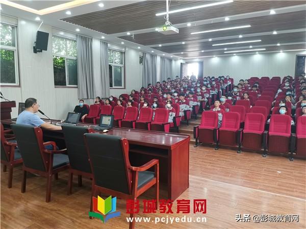笑对中考,勇敢前行——二十四中学开展中考心理疏导系列活动