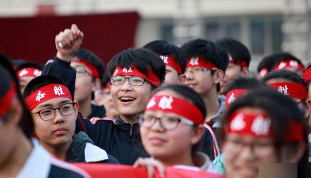 2021年高考时间定了,学霸、老师迎来坏消息,这类学生有福了