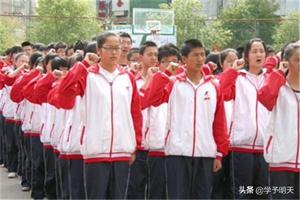 初三学生需要明白,中考比高考还重要,多数考生中考基本决定人生