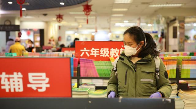 多地教育厅发文,初中生迎来“坏消息”,家长感慨:中考更难了