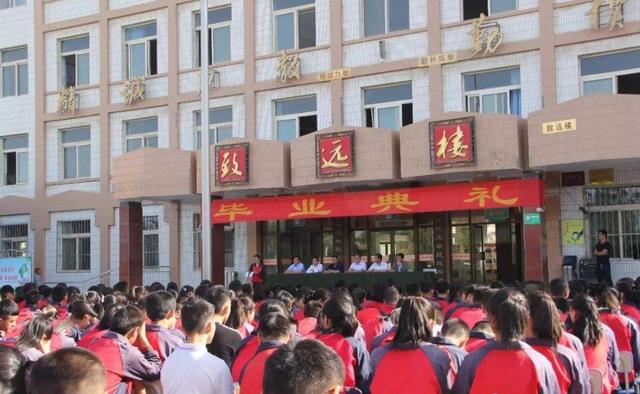 中考“改革”后,重要性比高考还重要?班主任:毕竟只能考一次