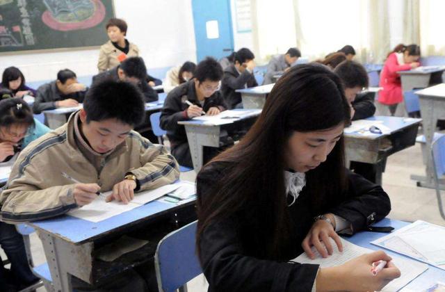 只要初试分数高,考研就稳了?给你算一算就知道了