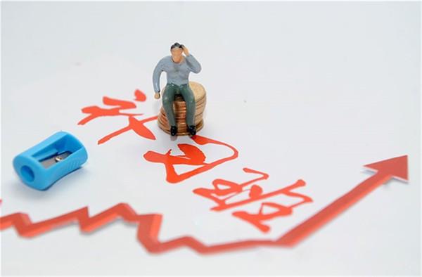 剧场效应:逼孩子上补习班真的有用?大多数高考状元不上补习班
