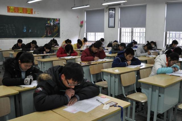 考研成绩公布,国家分数线接连上涨?部分专业将面临高分难入学