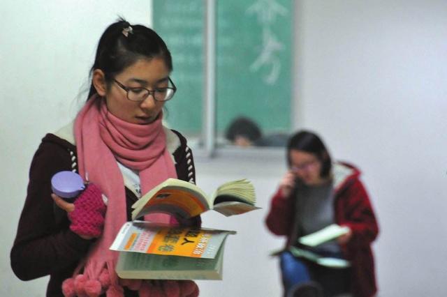 考研400分无缘复试,321分却捡漏中山大学,选择比努力重要