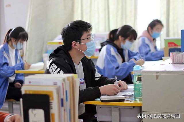 科软考研分数高到炸裂,391分恐难入复试,学长:别只看工资高