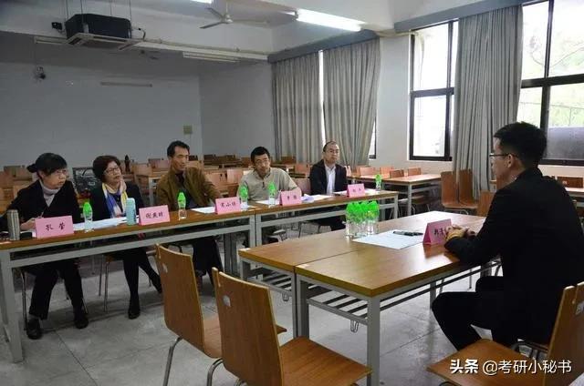 2021考研复试，面试要求考生带大学成绩单，挂科一门扣几分？