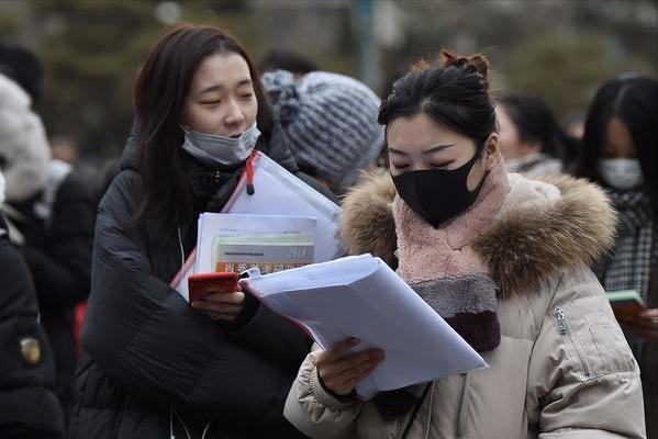 考研成绩出了,初试多少分才“有戏”?国家线可能“不降反增”?