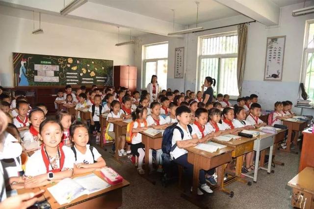 民办初中有4大优势,但是如果不"掐尖"录取,一切都白搭
