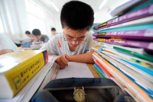 新高考数学不再分文理,文科生学数学很吃力,高智商学生占便宜