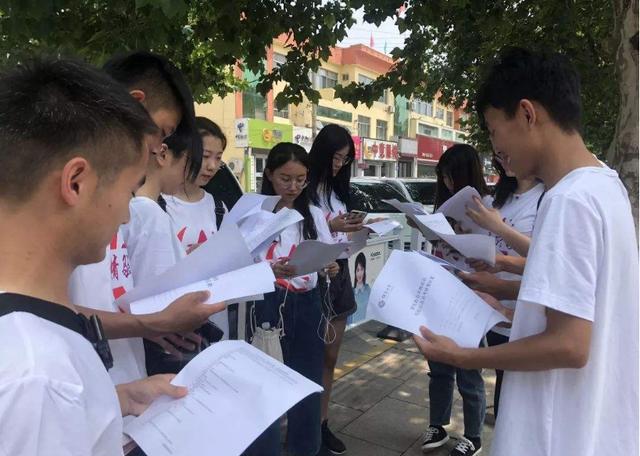 为何“中考”升学率只有50%左右?班主任:这3点原因很重要