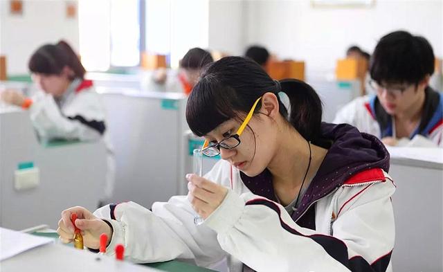 21考研成绩即将公布,担心英语不过线?学长送你一颗“定心丸”