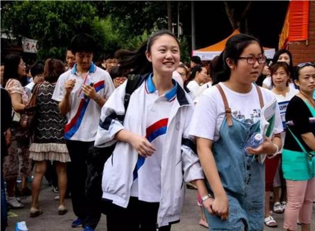 中考实行“分流制”,考高中难度增加,这3类学生或将被踢出局