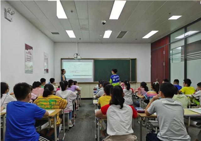 中考实行“分流制”,考高中难度增加,这3类学生或将被踢出局